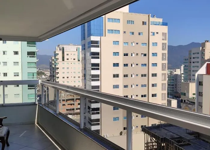 Apartamento Confortavel Em Meia Praia - 200 Metros Da Praia